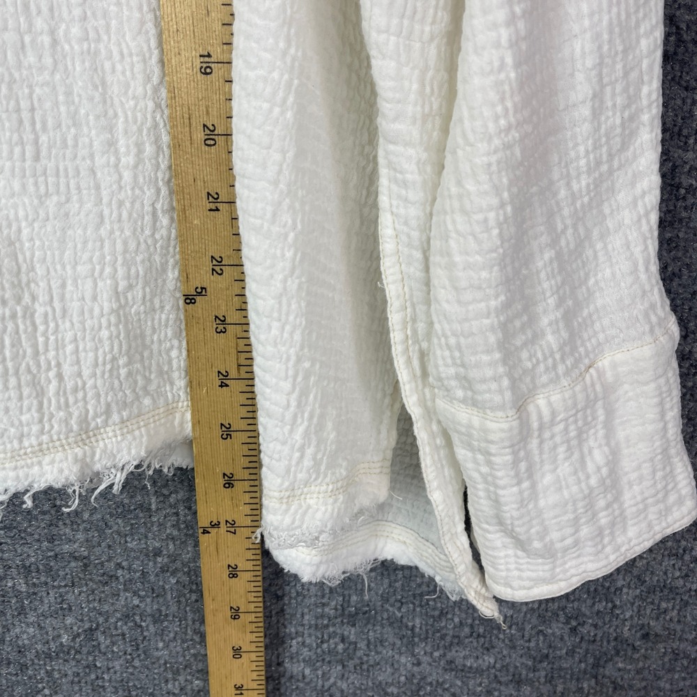 We The Free Button Down Shirt Womens Small White Gauze Raw Hem Top - Picture 7 of 10